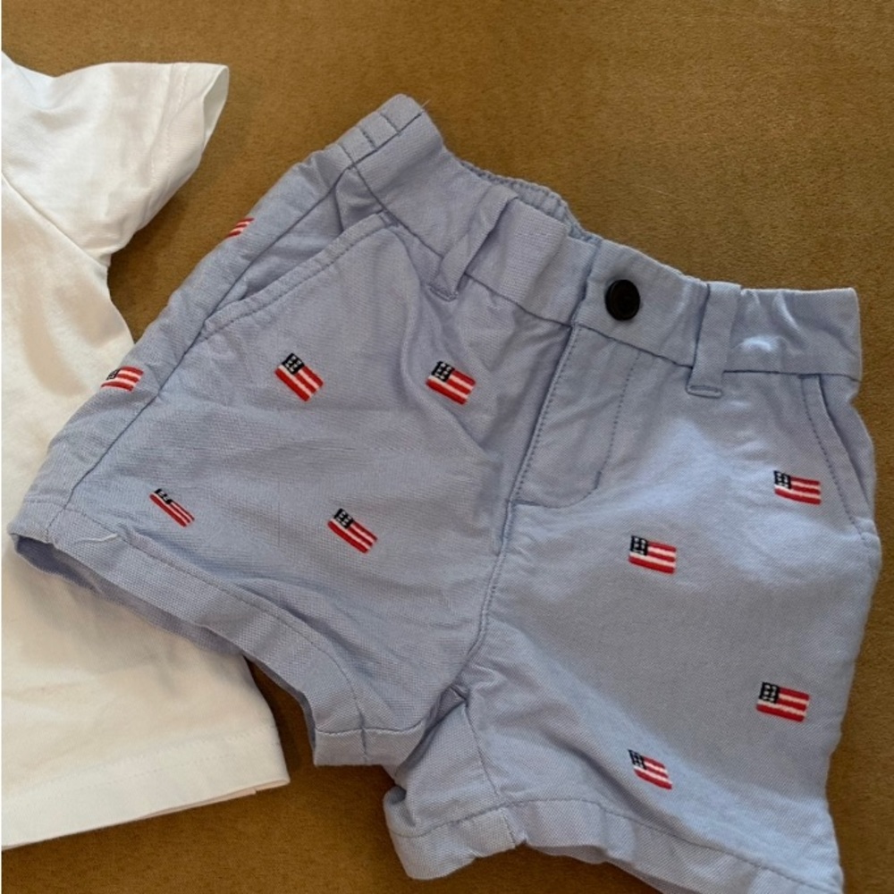 Janie and Jack USA shorts. 6-12M